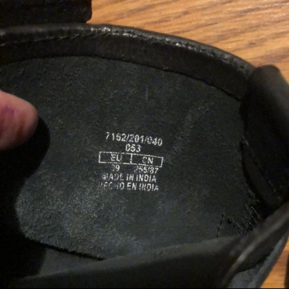 Zara Distressed double buckle moto boots size 8 - Picture 6 of 7